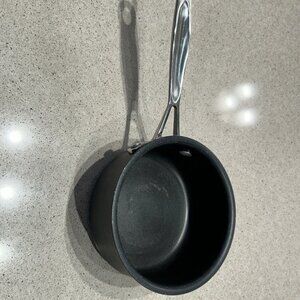Cuisinart Non-Stick 1 Qt Saucepan – Excellent Condition